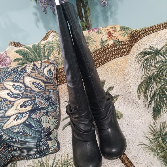 Black Knee High Boots - Picture 3 of 6